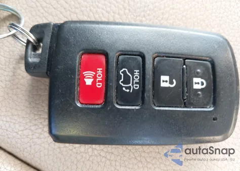 2013 Toyota Rav4 Limited z USA, uszkodzony, nr VIN 2T3DFREVXDW100195